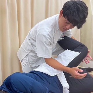 腰痛・足のしびれは危険信号かも？｜なごみ整骨院グループ